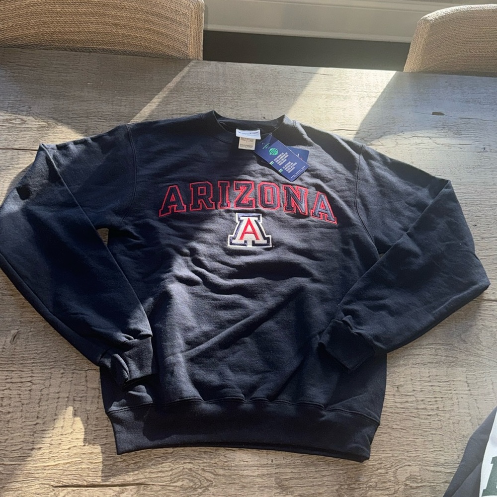 Arizona crew neck new